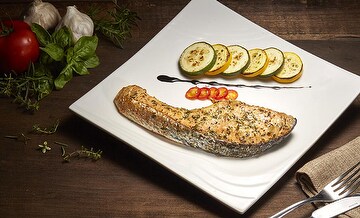 ripen atlantic salmon steak, italian basil flavor