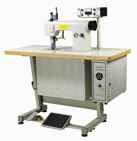 Evergreen ultrasonic welding clearance machine