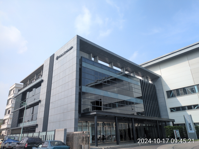 Fullchamp's building